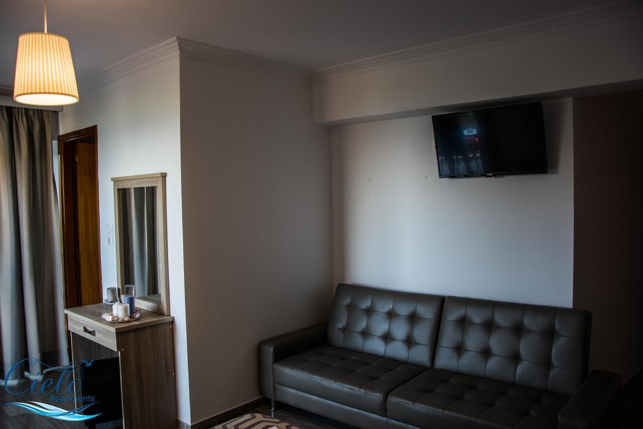 Poros Town Cielo Apartments מראה חיצוני תמונה