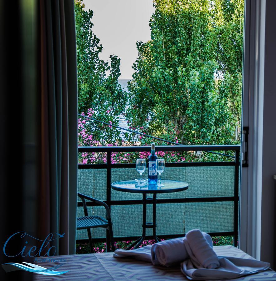Poros Town Cielo Apartments מראה חיצוני תמונה